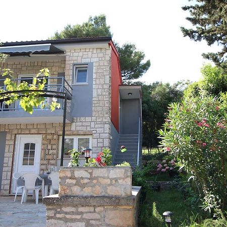 Molo View Apartment Ровинь Экстерьер фото