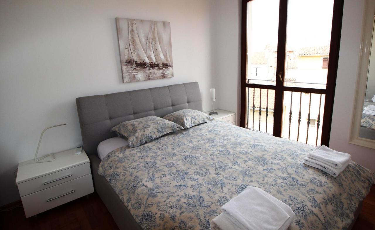 Molo View Apartment Ровинь Экстерьер фото