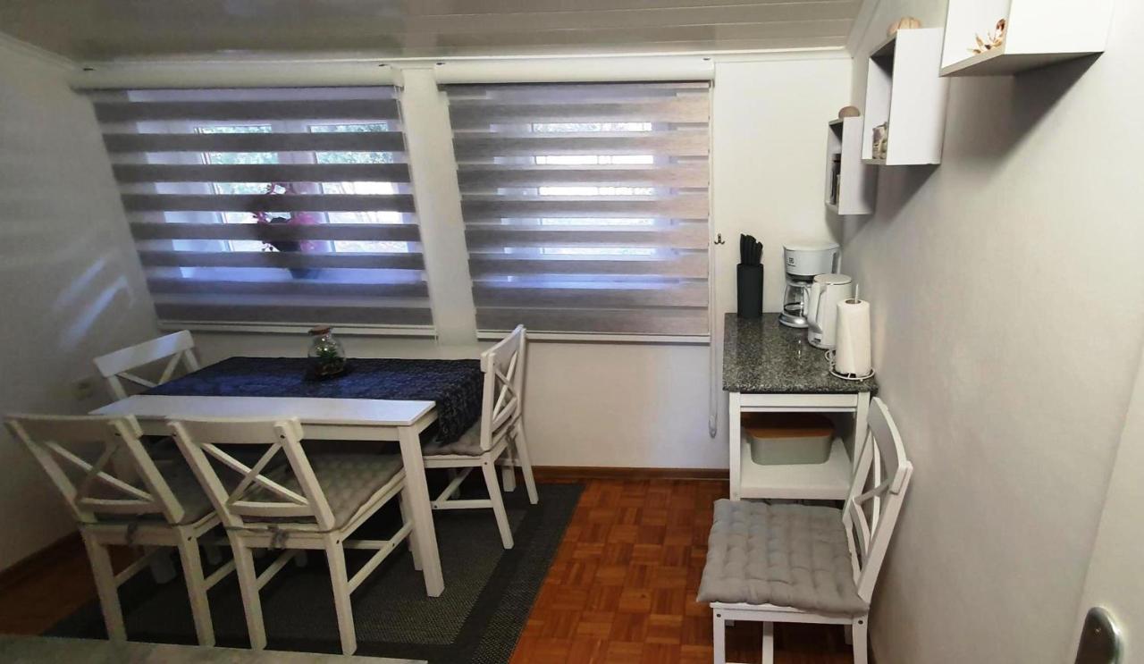 Molo View Apartment Ровинь Экстерьер фото