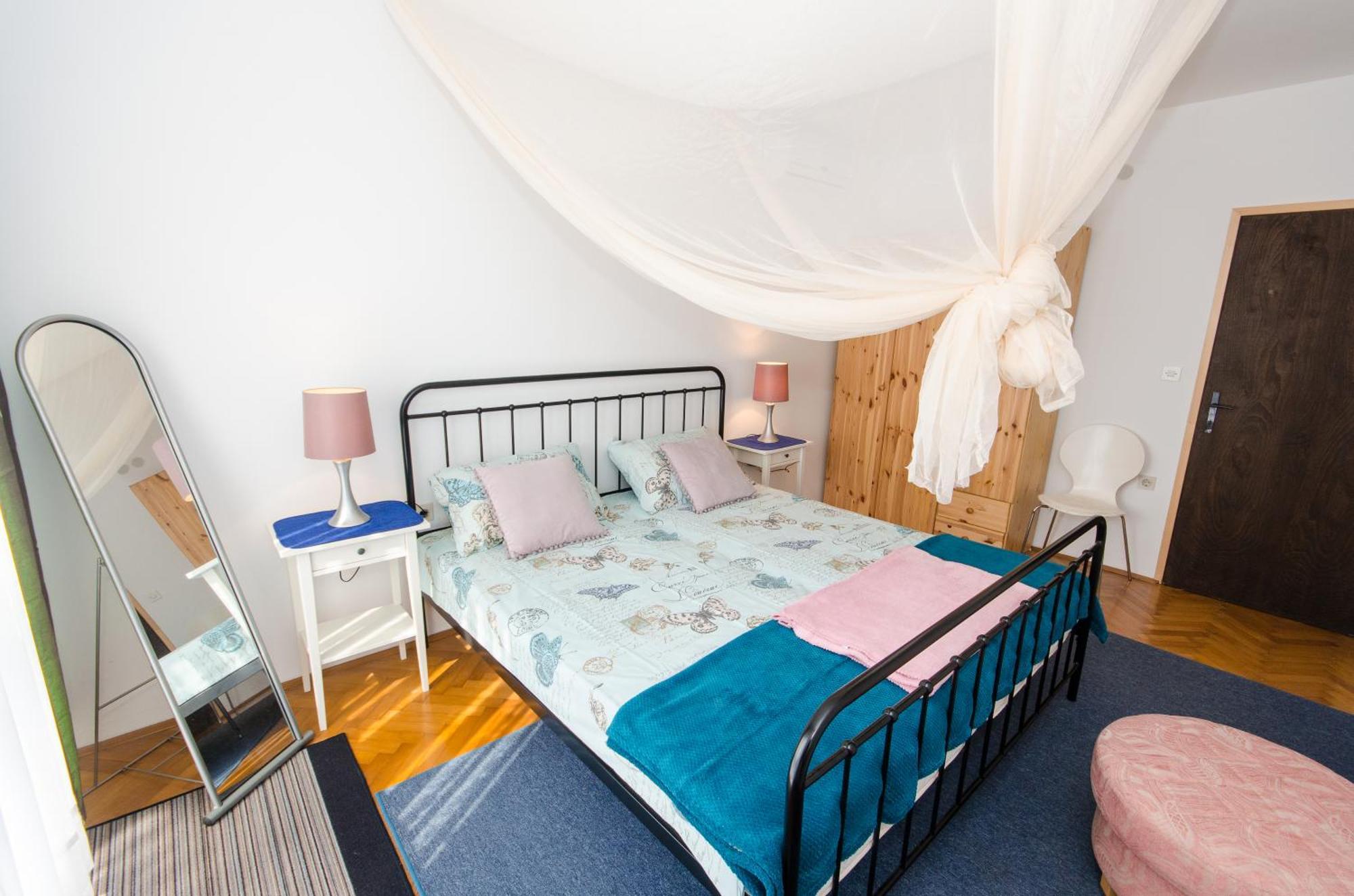 Molo View Apartment Ровинь Экстерьер фото