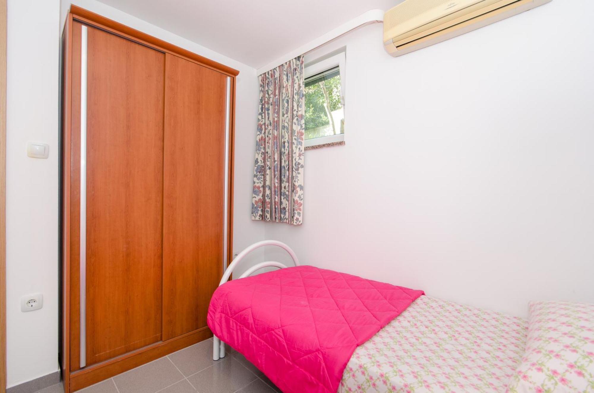 Molo View Apartment Ровинь Экстерьер фото